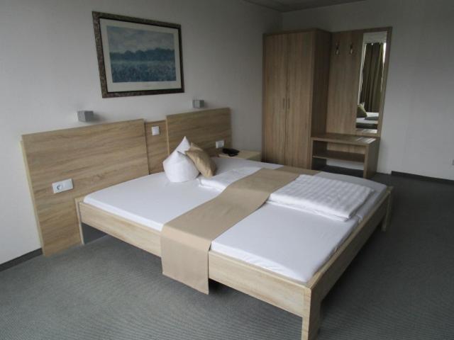 Businesshotel & Appartements Stuttgart-Vaihingen Zewnętrze zdjęcie
