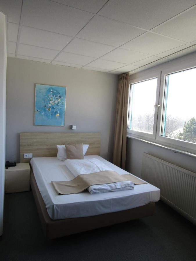 Businesshotel & Appartements Stuttgart-Vaihingen Zewnętrze zdjęcie